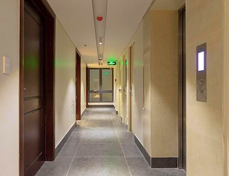 ZEN Rooms Marvelle Studios BGC – Makati, NY