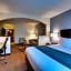 Greenfield Inn & Suites Owensboro, KY Airport