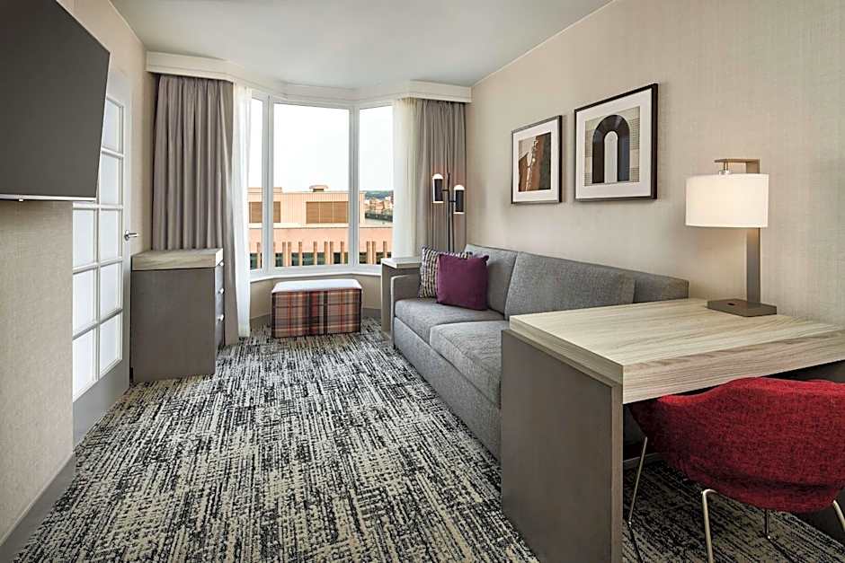 Hilton Kansas City Country Club Plaza