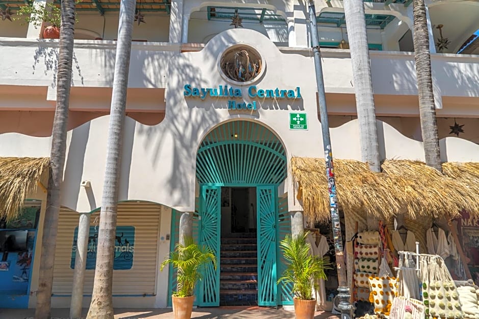 Sayulita Central Hotel