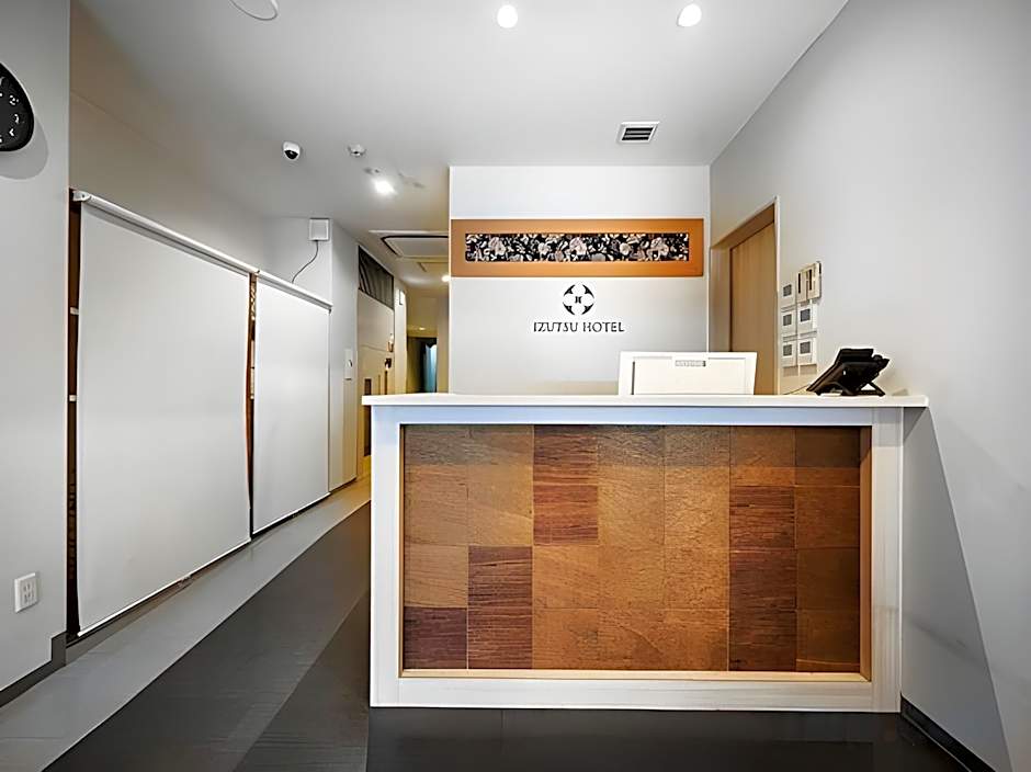 IZUTSU HOTEL KYOTO KAWARAMACHI SANJO