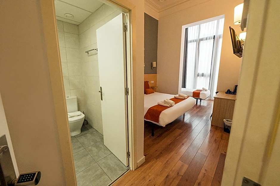 Hostal Live Natura Barcelona