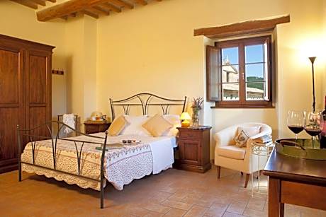 One-Bedroom Apartment (3 Adults)