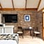 The Hahndorf Lodge