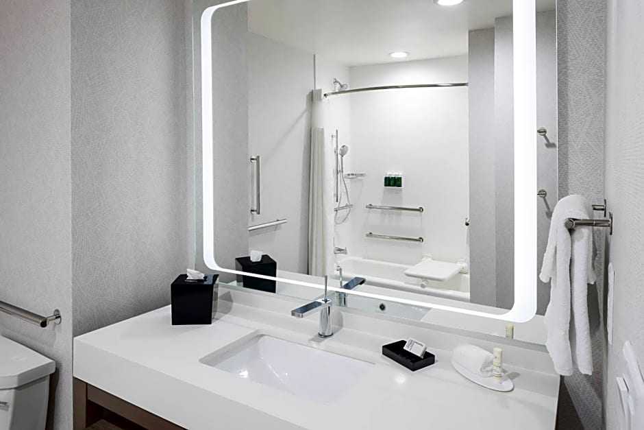 Courtyard by Marriott Houston Heights/I-10