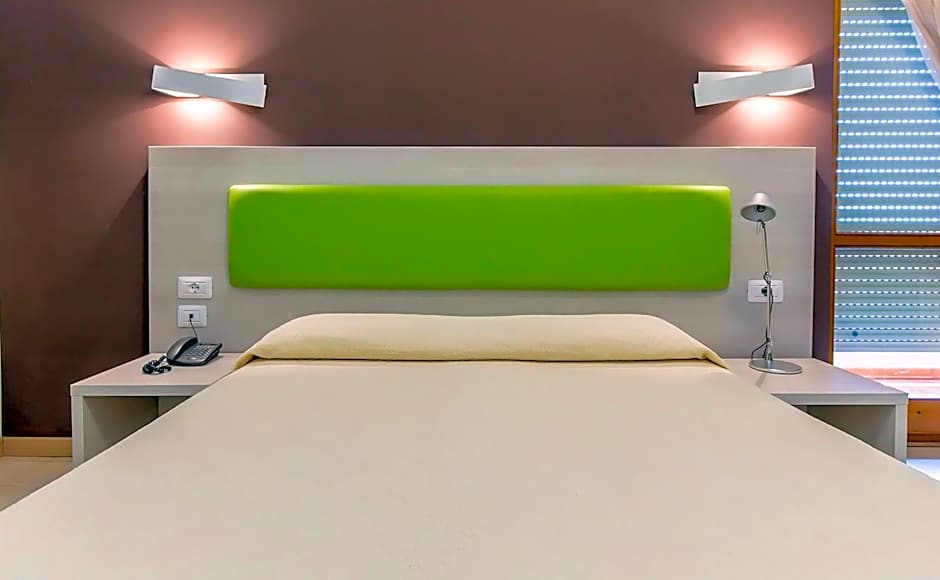 Hotel Residence Ulivi E Palme