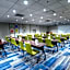 Holiday Inn Express & Suites Toronto Airport West By IHG