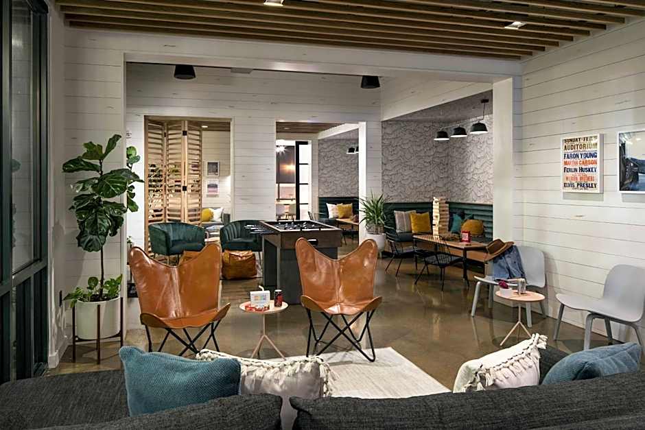 Moxy Memphis Downtown
