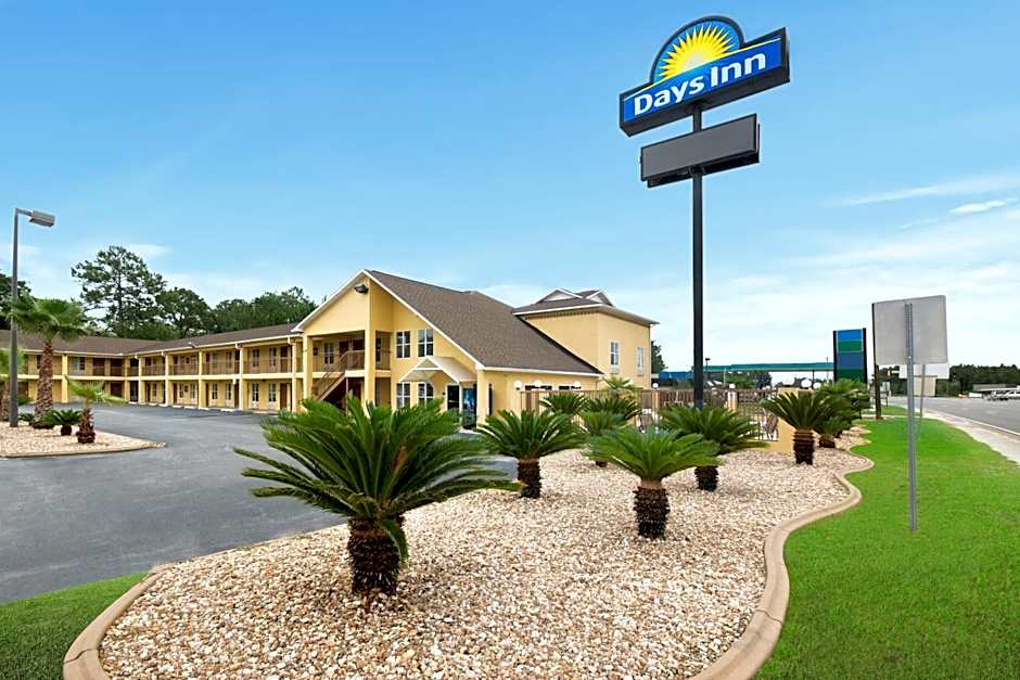 Days Inn by Wyndham Alma