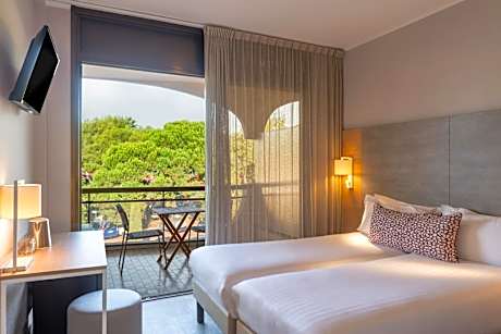 Twin Room with Terrace