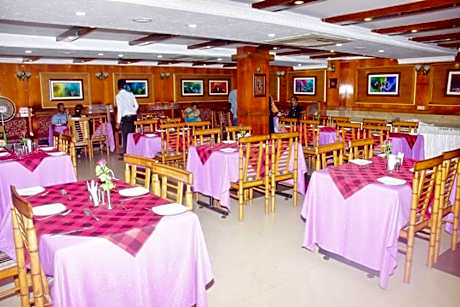 Hotel Arya Palace