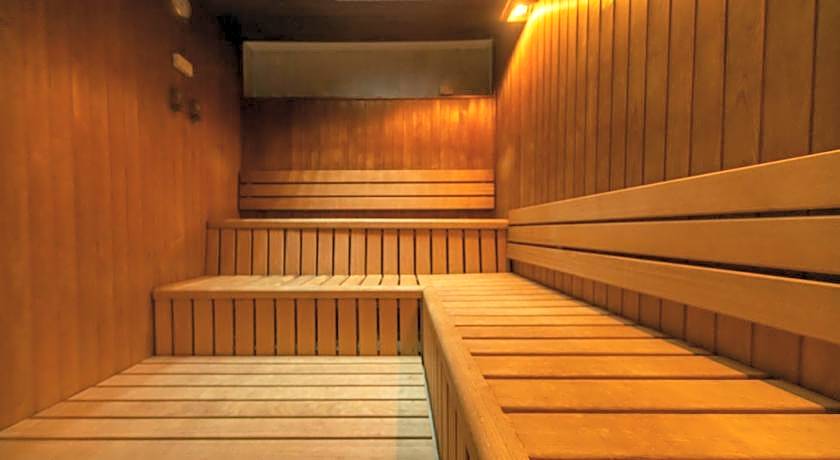 River Retreat Garaku