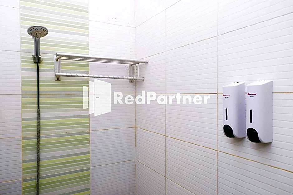 Hotel Permata Makassar Mitra RedDoorz