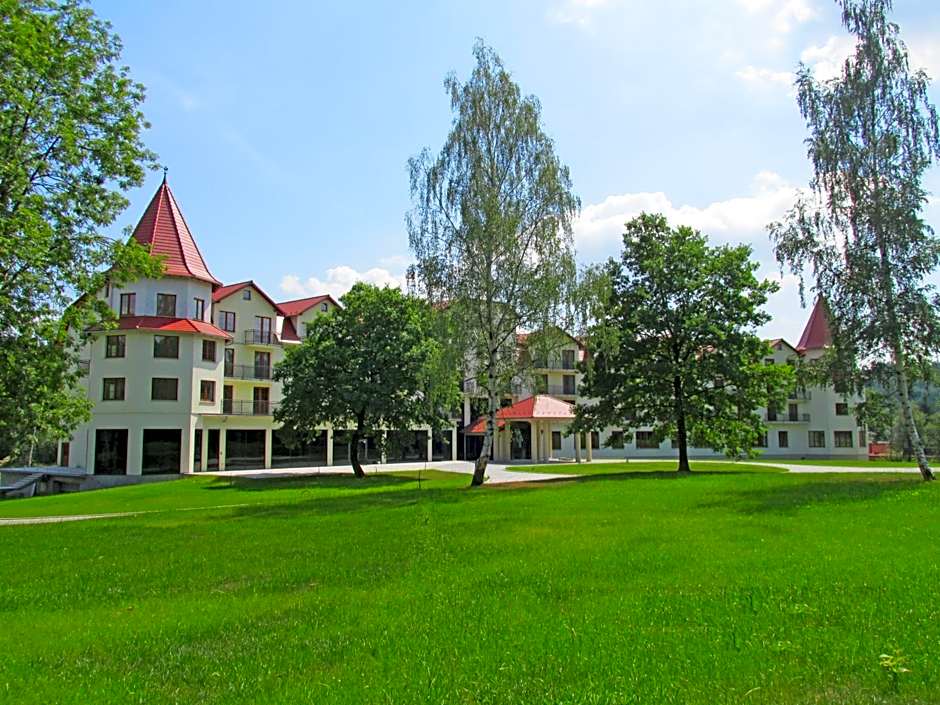 Hotel Nowy Zdrój - Centrum Zdrowia i Wypoczynku