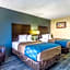 Econo Lodge Inn & Suite Clarksville