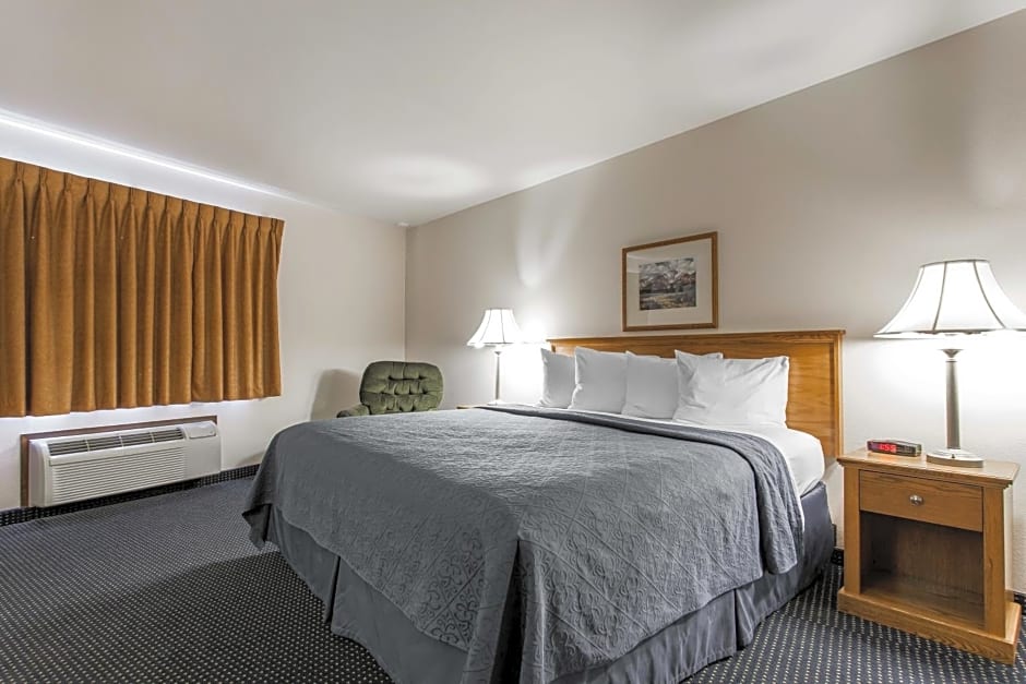 Quality Inn & Suites Goldendale