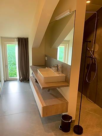 Deluxe Double or Twin Room with Garden View