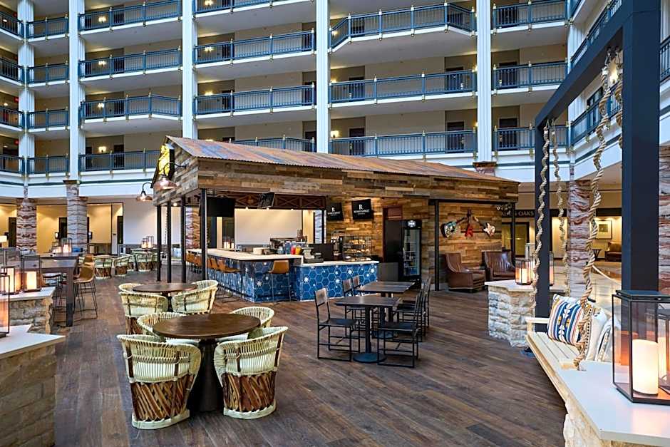 Renaissance by Marriott Austin Hotel