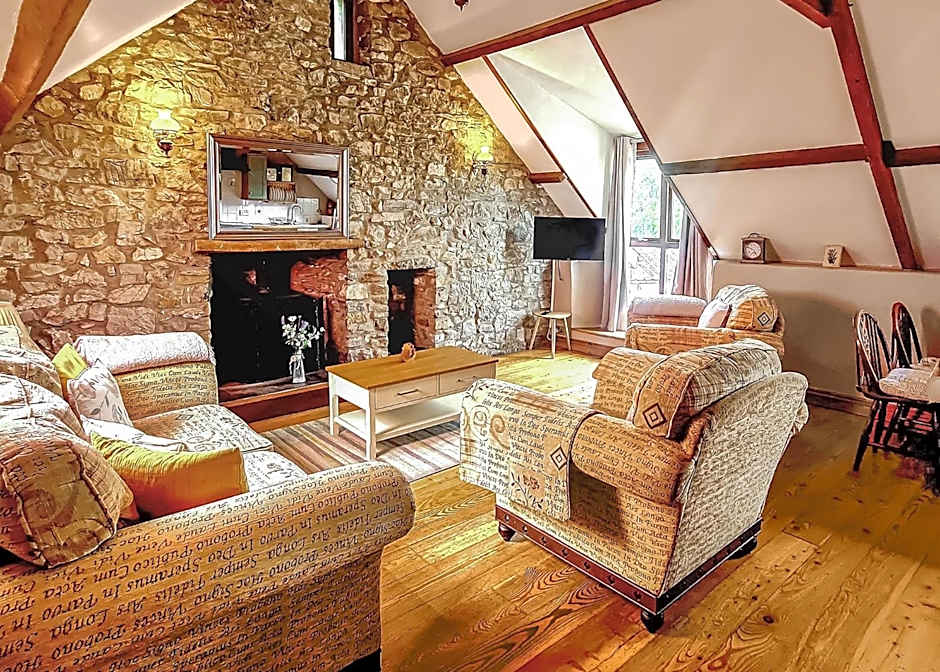 Garnffrwd Cottages