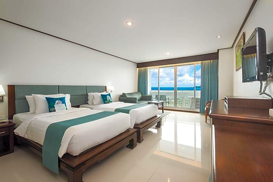Andaman Beach Suites Hotel, Patong Phuket