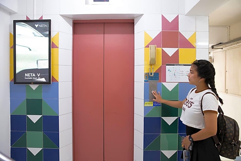 D haus Ngamwongwan Residence