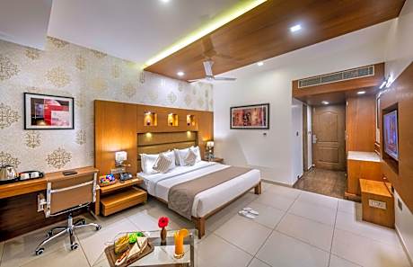 Deluxe Double Room with Sea View