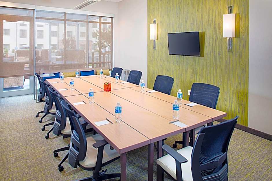 SpringHill Suites by Marriott Carle Place Garden City