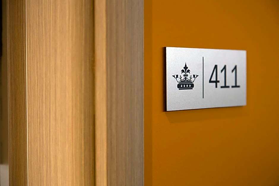 Regency Way Montevideo Hotel