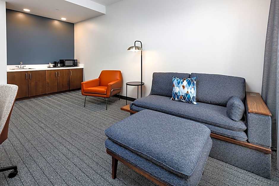 Courtyard by Marriott Pensacola I-10 West