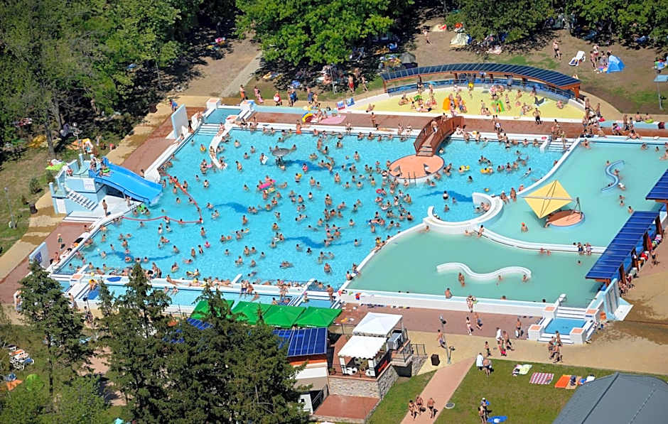 Grill Terasz Étterem és Szálláshely