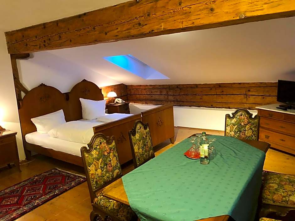 3 Bedroom Suite — 6 fotoğraftan 1. fotoğraf