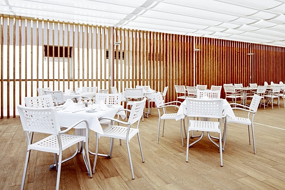 Hotel Globales Los Delfines