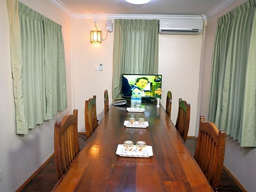 Hotel June Business Bed Breakfast