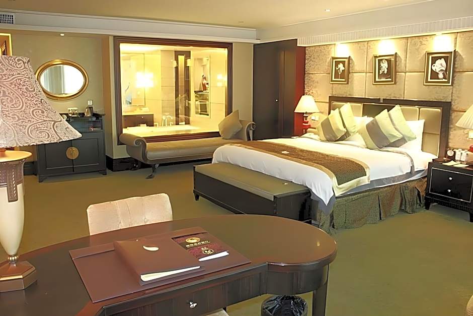 Royal Mediterranean Hotel