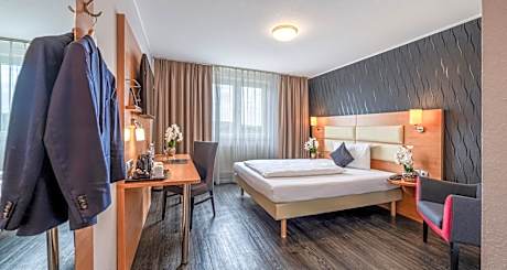 PLAZA INN Stuttgart Airport Messe