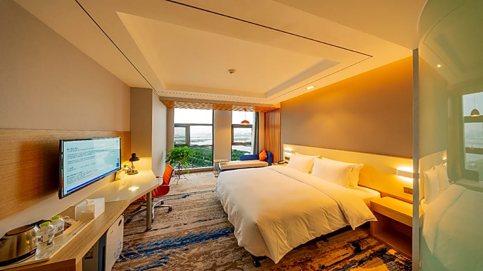 Holiday Inn Express Linyi Riverside By IHG
