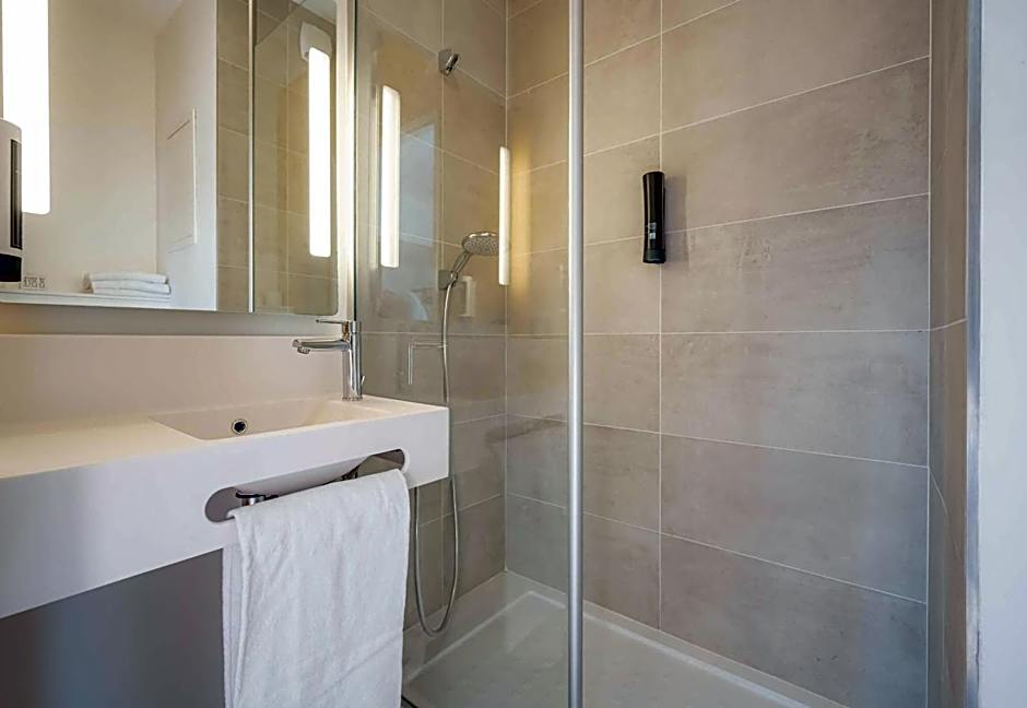 B&B HOTEL Toulon Centre Gare