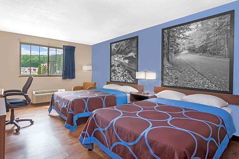 Super 8 by Wyndham Oneonta/Cooperstown