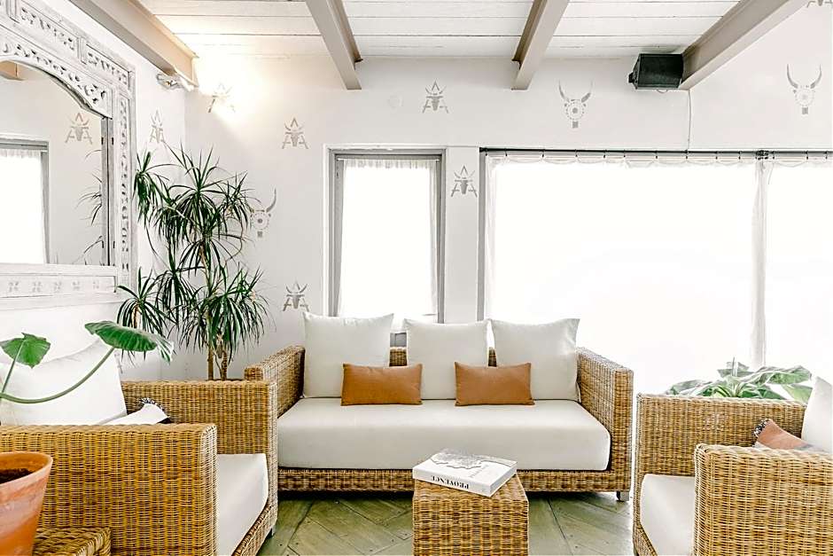 Hotel Restaurant Les Arnelles