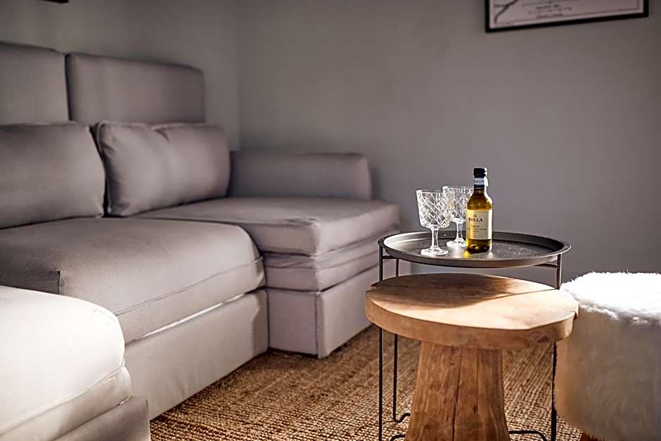 HUISJES AAN DE AMSTEL - Your home away from home