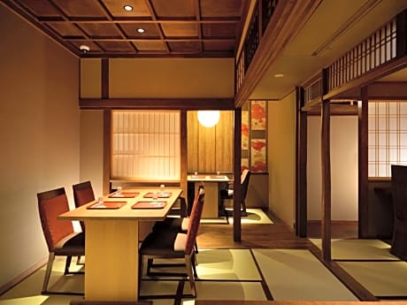 Muromachi-Yutone Serving Kyoto Cuisine Ryokan