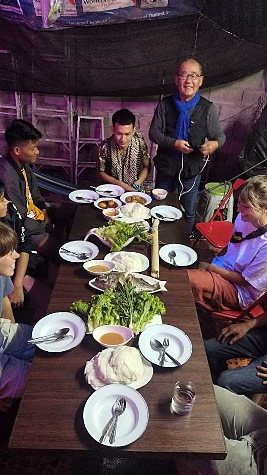 Mae Sot Commune and Camping 