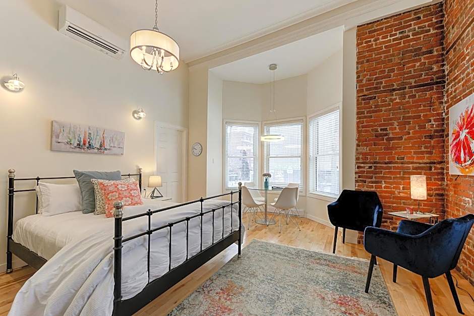 Le 555 Hébergements touristiques