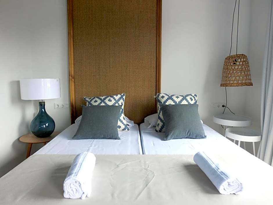 You & Co. Saler Beach boutique