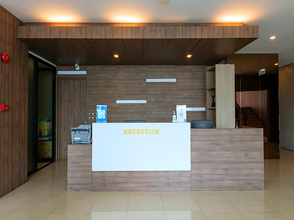 B2 Bangna Premier Hotel