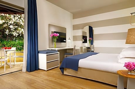 Classic Double Room in Villetta (2 Adults + 1 Child)