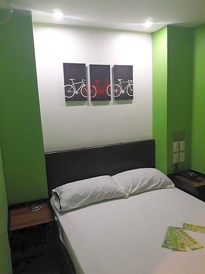 RedDoorz @ Ranchotel Bayanan Alabang
