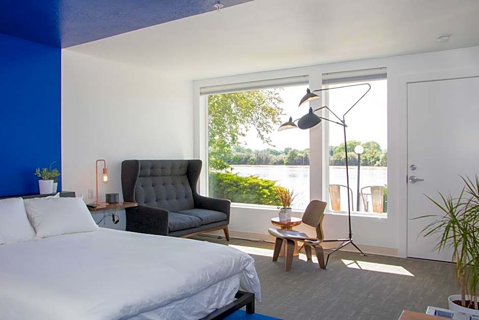 Skyfall Guestrooms