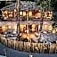 Hotel Pirates World