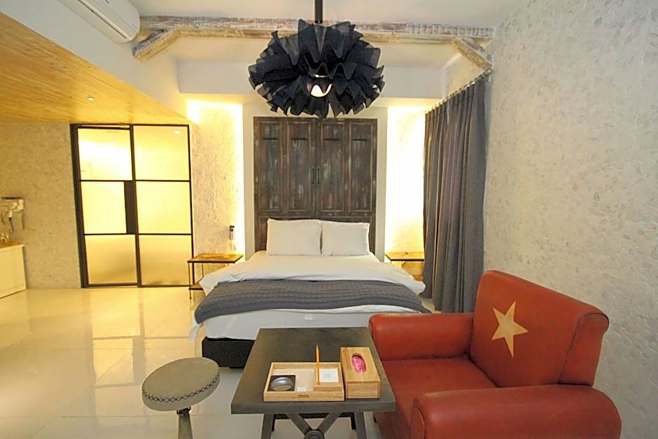 February Hotel SeongSeo